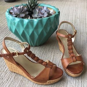 Liz Claiborne wedge sling back sandal 8.5